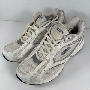 Reebok Womens Size 7 Running Shoes Sneakers Leather Mesh White Grey Silver